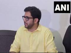 
      
      Better to live in present:  Aaditya Thackeray
      
      