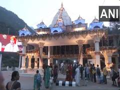
      
      Devotees throng temples across country on second day of Navratri
      
      
