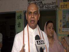 
      
      Haryana Elections: Gujarat Governor Acharya Devvrat cast his vote
      
      