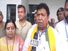 
      
      Bhupinder Hooda left no stone unturned in insulting Kumari Selja
      
      
