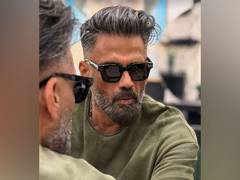 
      
      Suniel Shetty flaunts stylish haircut and beard
      
      