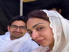 
      
      Kiara spends “holy Sunday” with 'War 2' director Ayan Mukerji
      
      