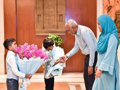 
      
      President Muizzu interacts with Maldivian community in New Delhi
      
      