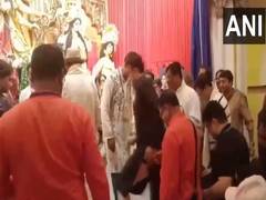 
      
      Sourav Ganguly offers prayers at Durga Puja pandal in Howrah
      
      