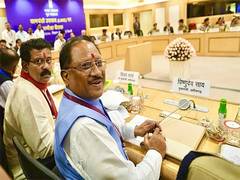 
      
      Chhattisgarh CM attends meeting of CMs of Naxal-hit states 
      
      
