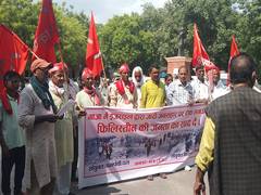 
      
      CPI (M) carries out marches in solidarity with Palestine
      
      