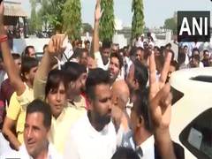 
      
      Aditya Surjewala won Kaithal seat by 8124 votes
      
      