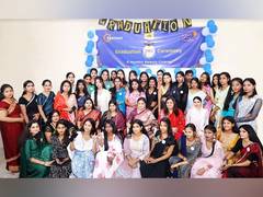 
      
      Darshana Singal Foundation Transforming Women's Lives
      
      