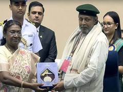 
      
      Mithun Chakraborty conferred with Dadasaheb Phalke Award 
      
      