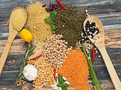 
      
      Mandi prices of tur, urad declined 10% in past three months
      
      