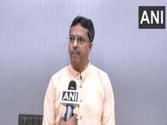
      
      Tripura CM Manik Saha pays tribute to Ratan Tata
      
      