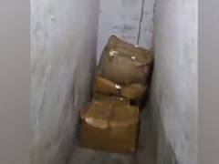 
      
      Delhi: Cocaine in 'namkeen' packets worth Rs 2000 crore seized
      
      