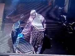 
      
      Newborn baby girl found in sack in MP's Bhopal dies 
      
      