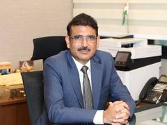 
      
      Manoj Kumar Dubey takes charge as CMD & CEO of IRFC
      
      