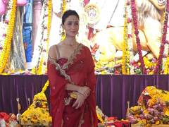
      
      After Ranbir, Alia Bhatt seeks blessings at Durga Puja pandal 
      
      