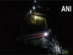 
      
      TN train accident: Railways issues helpline numbers
      
      