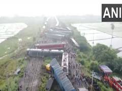 
      
      Heavy rain hinders Mysuru-Darbangha train rescue efforts
      
      