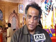 
      
      Anurag Basu participates in Durga Puja festivities 
      
      