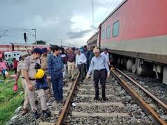 
      
      Railway Safety Commissioner inspects site of TN train accident
      
      