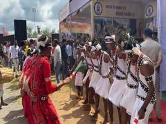 
      
      Chhattisgarh: Saras mela kick starts in Bastar
      
      