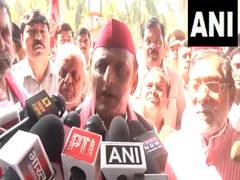 
      
      Akhilesh Yadav slams BJP after NCPCR advises states to stop
      
      