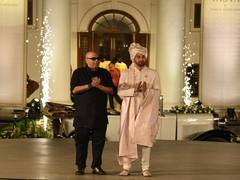 
      
      Ranbir Kapoor dazzles as Indian groom in 'Baaraat' by Tasva
      
      