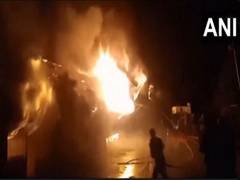 
      
      Fire breaks out at Tulail Market in J-K's Bandipora
      
      