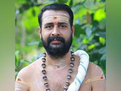 
      
      Kerala: new Melsanthis for Sabarimala, Malikappuram temples  sele
      
      