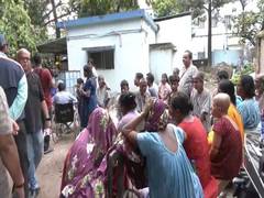 
      
      Kolkata: Patient dies in fire at Sealdah ESI Hospital
      
      