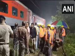 
      
      General Manager of Northeast Frontier Railway visits mishap site
      
      