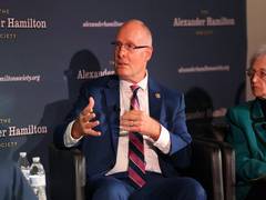 
      
      US lawmakers criticise Harvard University 
      
      
