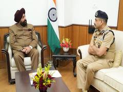 
      
      Uttarakhand: DGP pays courtesy visit to Governor 
      
      