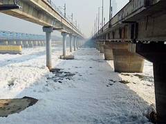 
      
      Yamuna froth releases toxic gases: Expert
      
      