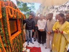 
      
      Vikramaditya Singh lays foundation stone of link road project
      
      