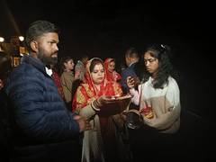 
      
      Karva Chauth’s gaiety at Ridge Maidan 
      
      