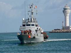 
      
      Indian Navy's INS Kalpeni arrived in Colombo
      
      
