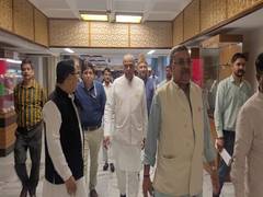 
      
      Heated exchange in JPC meeting over Waqf Bill
      
      