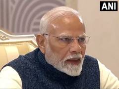 
      
      Problems should be resolved in peaceful manner: PM tells Putin
      
      