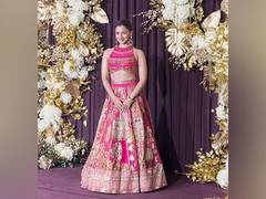 
      
      Alia Bhatt shines in her vibrant mehendi lehenga 
      
      