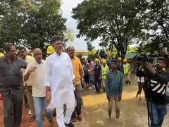 
      
      Karnataka Deputy CM inspects flooded Kendriya Vihara complex 
      
      