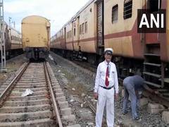 
      
      Cyclone Dana: Trains secured at Shalimar Station in Howrah
      
      