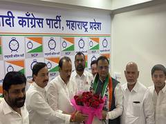 
      
      Ex-BJP leaders Nishikant Patil and Sanjaykaka Patil join NCP
      
      