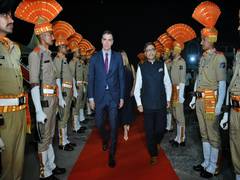 
      
      Spanish President Pedro Sanchez arrives in Vadorara
      
      