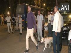 
      
      Delhi Police conducts mock drills in Khan Market area
      
      