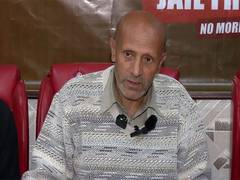 
      
      What did you talk with PM Modi ?: Engineer Rashid asks JK CM
      
      