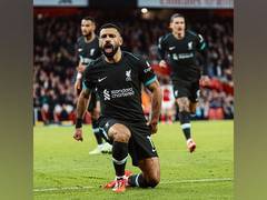 
      
      PL: Arsenal, Liverpool play out draw; West Ham, Chelsea win
      
      