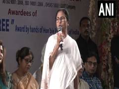 
      
      West Bengal CM Mamata Banerjee extends Diwali and Kali Puja greet
      
      