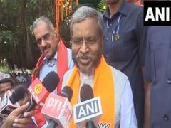 
      
      BJP Jharkhand Prez call polls fight to save state from 'cheats'
      
      