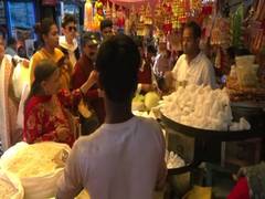 
      
      Shimla markets abuzz with Dhanteras festivities
      
      