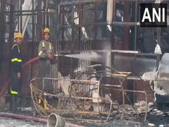 
      
      One dead in fire at under-construction banquet hall in Noida 
      
      
